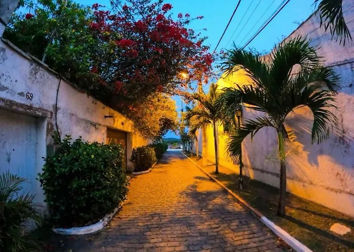 Flat Luxuoso a 500 m da Praia do Forte em Cabo Frio